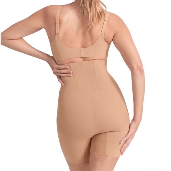 Honeylove SuperPower Short Shapewear Sand Nude Beige Medium - Picture 3 of 9